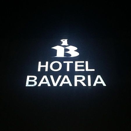 פרישטינה Hotel Bavaria מראה חיצוני תמונה